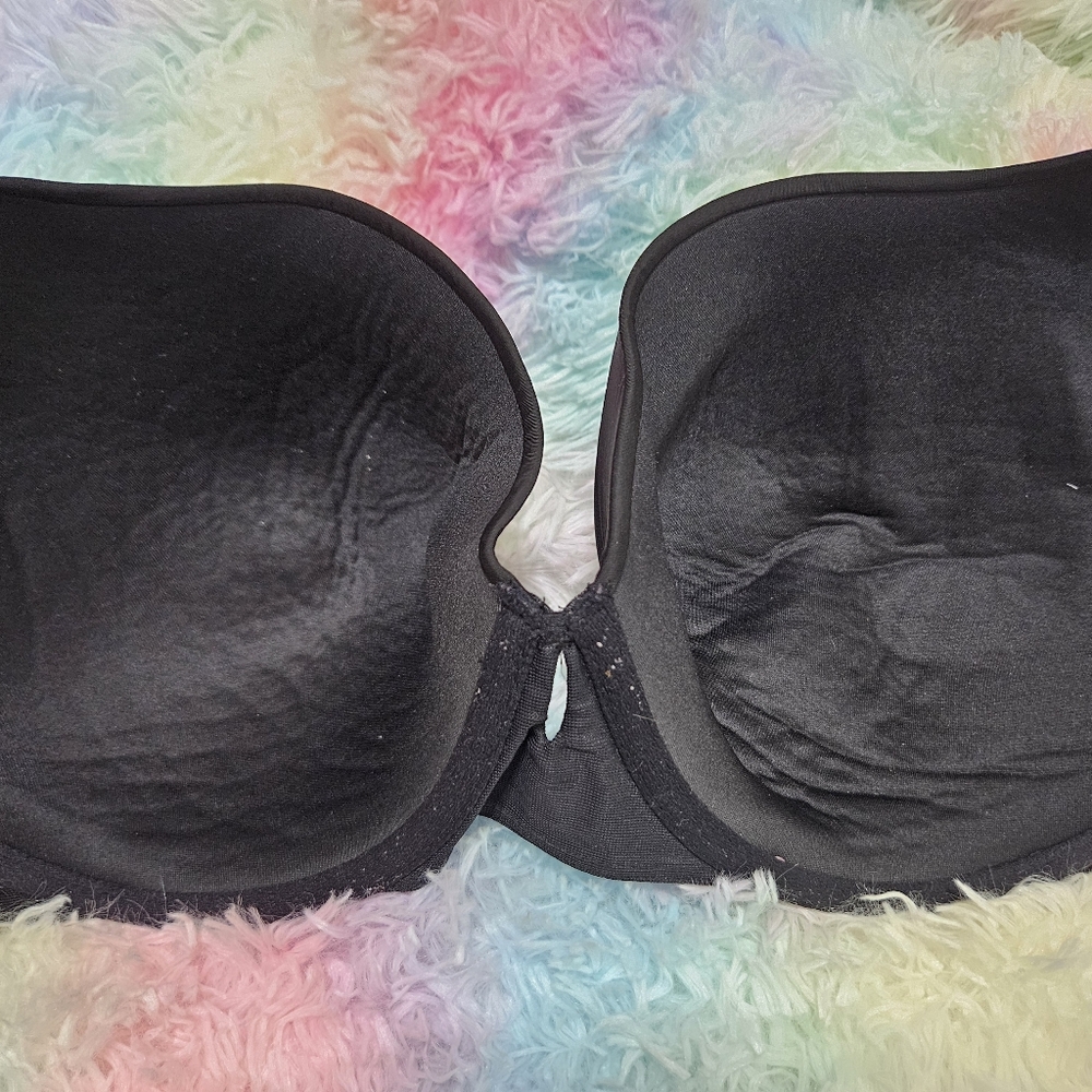 Torrid Underwire Bra 44C Flaw!  See pics and description!! - Picture 6 of 6